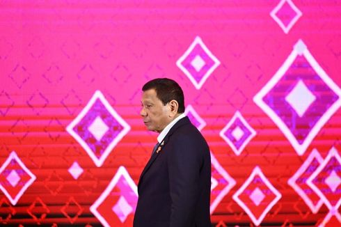 Duterte Ampuni Marinir AS yang Bunuh Transgender di Filipina