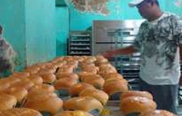 Roti Bluder Cokro Madiun, Diburu Anak Presiden Hingga Artis Roti Bluder Cokro Madiun, Diburu Anak Presiden Hingga Artis