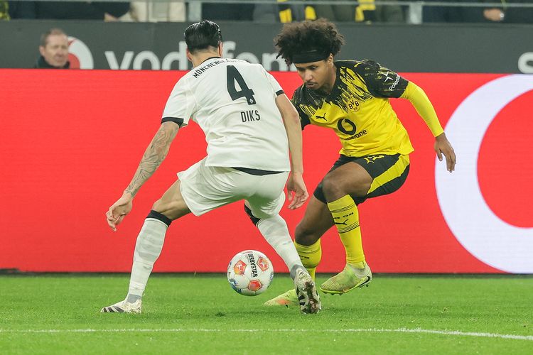 Kevin Diks Turun dari Bangku Cadangan saat Borussia Mönchengladbach Kalahkan Dortmund 1-0 — image 5