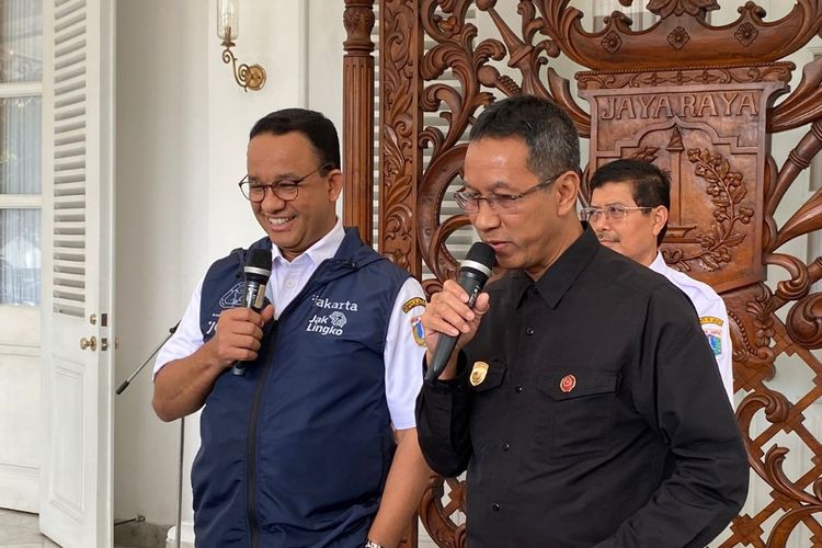 Gubernur DKI Jakarta Anies Baswedan mengaku mengundang Penjabat (Pj) Gubernur DKI Jakarta terpilih, Heru Budi Hartono, ke Balai Kota DKI Jakarta, Jakarta Pusat, Rabu (12/10/2022).