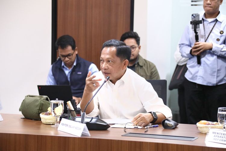 Pemerintah Prioritaskan Daerah 3T dan Kelompok Sasaran Prioritas pada Rakortas Penguatan Program MBG
