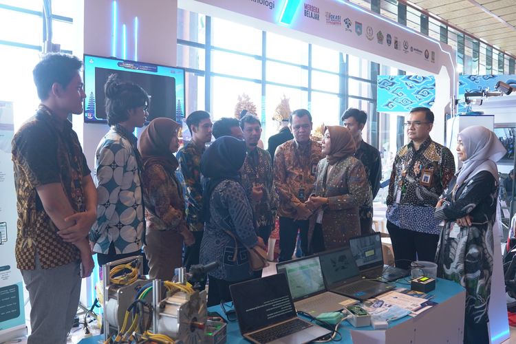Salah satu stan pendidikan vokasi di ajang pameran Kemandirian Produk Dalam Negeri Menuju Indonesia Emas di Denpasar Bali yang digelar pada 4-7 Maret 2024.