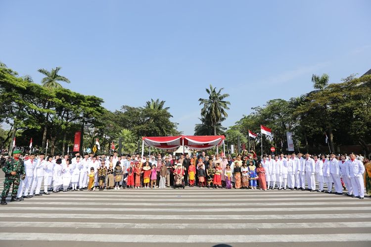 Peringatan HUT Ke-80 RI ParagonCorp diikuti lebih dari 3.000 karyawan ParagonCorp (Paragonian), komunitas, dan mitra. 