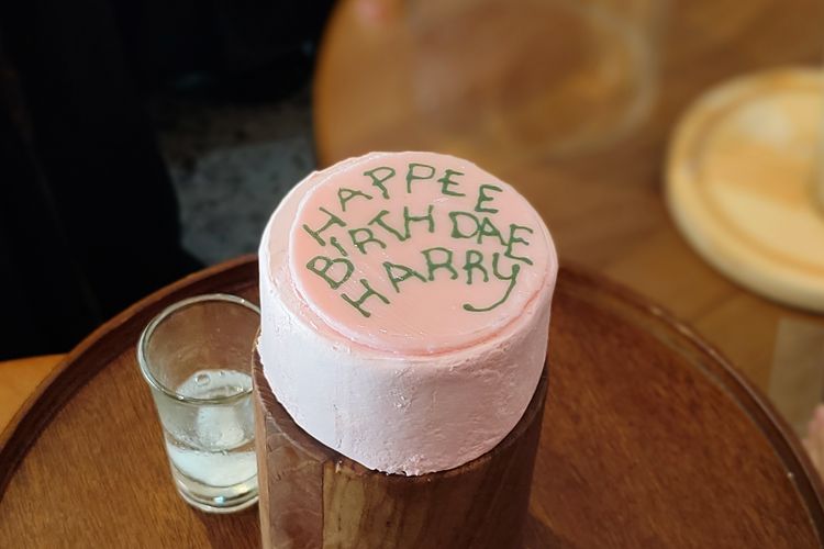 Potterhead Merapat! Kini ada Dessert hingga Minuman Tema Harry Potter di Starbucks