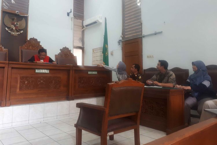 Sidang putusan permohonan praperadilan yang diajukan Perkumpulan Masyarakat Anti Korupsi Indonesai (MAKI) digelar di Pengadilan Negeri Jakarta Selatan, Selasa (26/2/2019).
