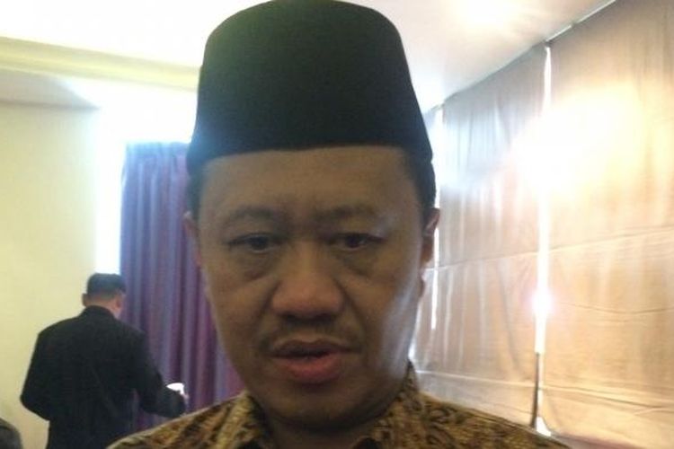 Ketua Komisi Yudisial (KY), Aidul Fitriciada Azhari usai diskusi Optimalisasi Wewenang KY dalam Wujudkan Hakim Berintergeritas di Mega Kuningan, Jakarta, Kamis (13/10/2016).