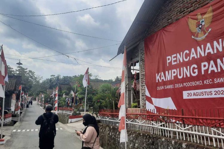 Suasana Dusun Sambo, Desa Podosoko, Kecamatan Sawangan, Kabupaten Magelang, Jawa Tengah, Kamis (25/8/2022).