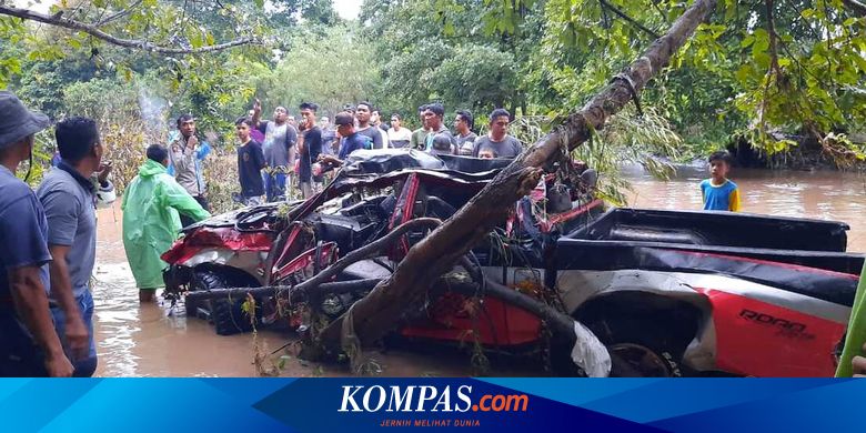 Hendak Pindahkan Mobil yang Diparkir di Tengah Sungai, Mantan Kades Tewas Terseret Banjir