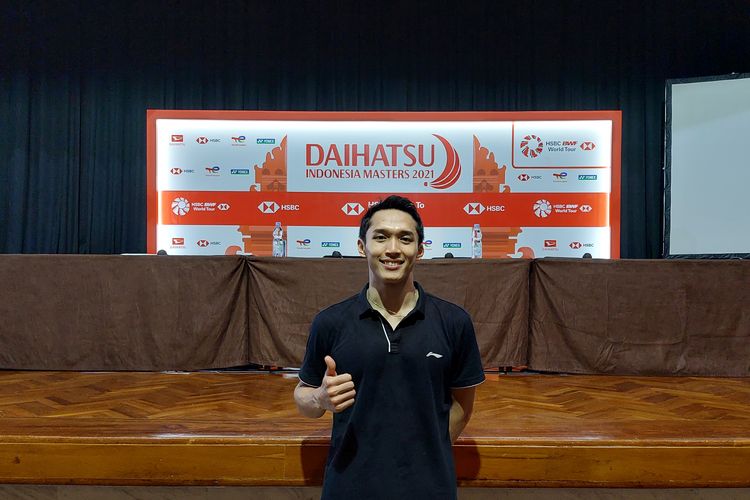 Jonatan Christie setelah mengalahkan wakil Thailand pada babak 32 besar Indonesia Masters 2021 di Bali International Convention Centre, Rabu (17/11/2021). 