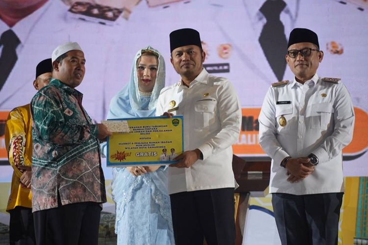 Pemprov Kaltim salurkan Gratispol serta Jospol kepada ribuan guru dan penjaga rumah ibadah. 