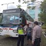 Salip Truk dari Kiri, Bus Sumber Alam Tabrak Penjual Kerupuk hingga Tewas