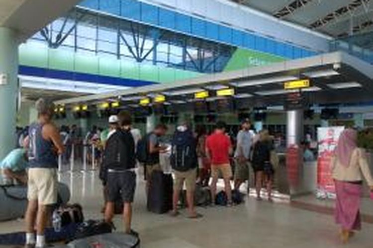 Suasana ruang chek-in di Bandara Internasional Lombok (BIL), diambil beberapa waktu lalu.