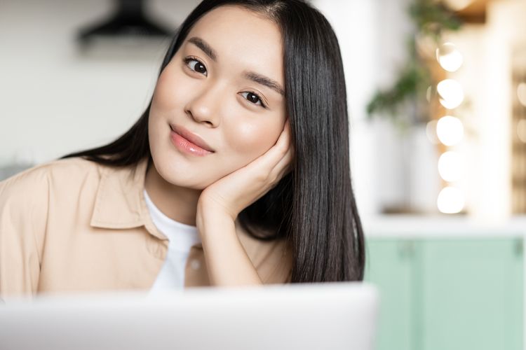 Collagen Tripeptide dan Vitamin C, Kombinasi Penting untuk Kulit Sehat dan Glowing