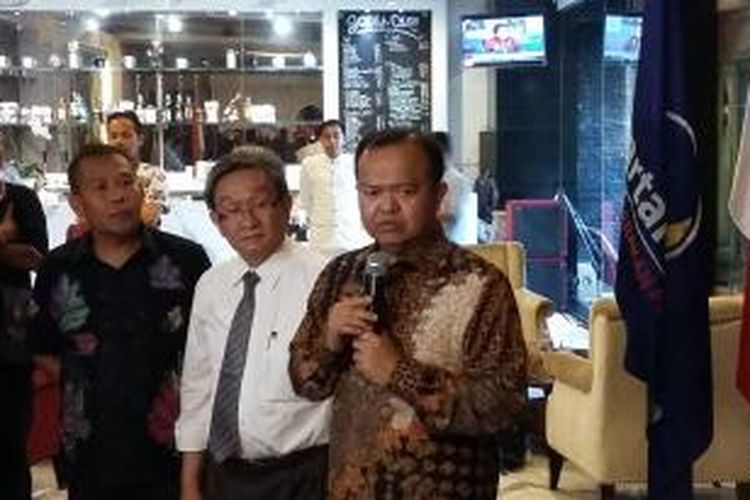 Politisi Partai Naadem Patrice Rio Capella, saat menggelar konferensi pers
di Kantor DPP Nasdem, Jakarta Pusat, Kamis (15/10/2015).
