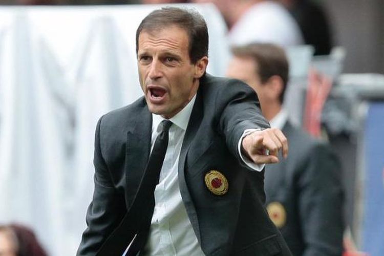 Reaksi Massimiliano Allegri saat masih menjadi pelatih AC Milan.