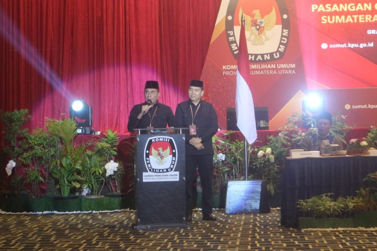 Edy Rahmayadi saat memberikan sambutan di acara pencabutan nomor urut Pilkada Sumut di Hotel Grand Mercure Medan, Senin (23/9/2024)