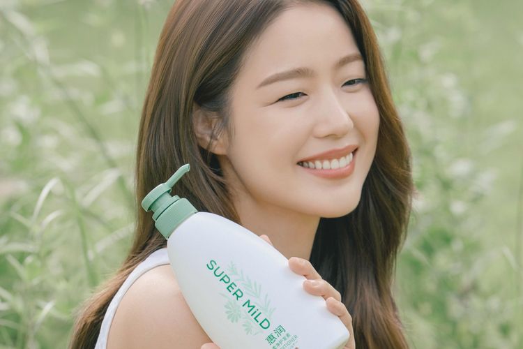 Produk perawatan rambut asal Jepang, SUPER MiLD kini hadir di Indonesia. 
