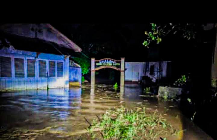 Banjir Bandang Terjang Dua Kecamatan di Bandung Barat