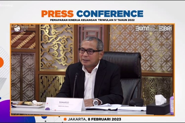 Direktur Utama PT Bank Rakyat Indonesia (Persero) Tbk atau BRI Sunarso saat konferensi pers, Rabu (8/2/2023).