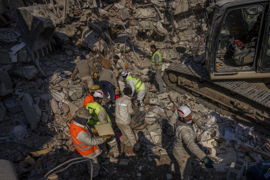 Jumlah Korban Tewas Gempa Turkiye dan Suriah Tembus 50.000 Jiwa, 184 Orang Ditangkap
