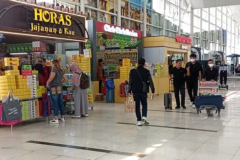 Selasa Siang, Kondisi Arus Mudik di Bandara Kualanamu Mulai Ramai