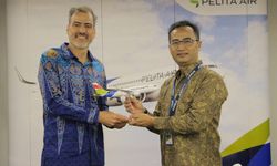 Pelita Air Adaptasi Teknologi Navigasi 'Paperless'