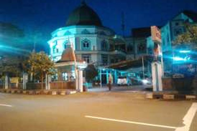 Gedung Astranawa di Kecamatan Gayungan, Surabaya, yang menjadi objek sengketa.