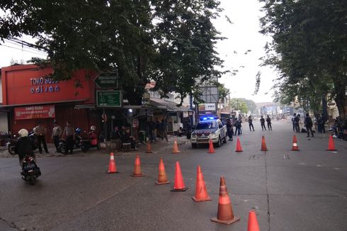 Pagi Ini, Jalan Akses UI Depan Mako Brimob Masih Ditutup