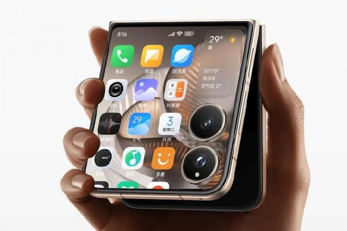 Tampilan Cover Screen di Xiaomi Mix Flip 2.