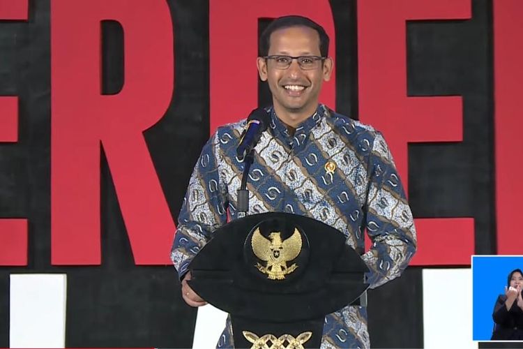 Menteri Pendidikan Kebudayan Riset dan Teknologi, Nadiem Anwar Makarim dalam Webinar Merdeka Belajar, Senin (27/6/2022).
