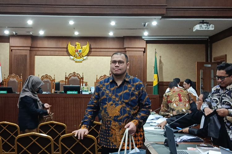 Kamis Lusa, Ibrahim Arief Bakal Dituntut dalam Sidang Korupsi Chromebook