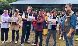 Pemprov Jateng Pulangkan 100 Warga Terdampak Banjir Sumatera, Dapat Bantuan Modal Usaha