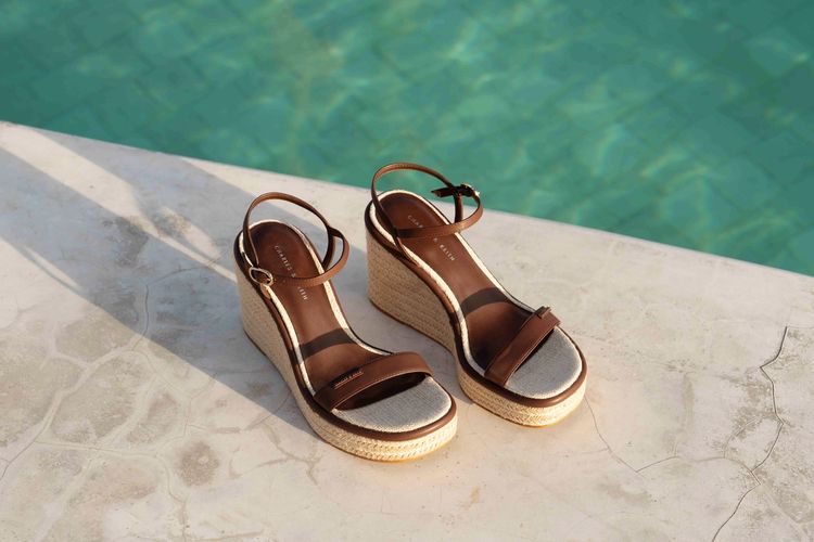 CHARLES & KEITH Summer?s Calling
