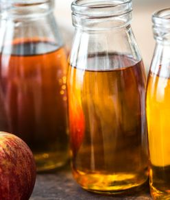 Minum Cuka Apel untuk Penderita Asam Lambung, Amankah?