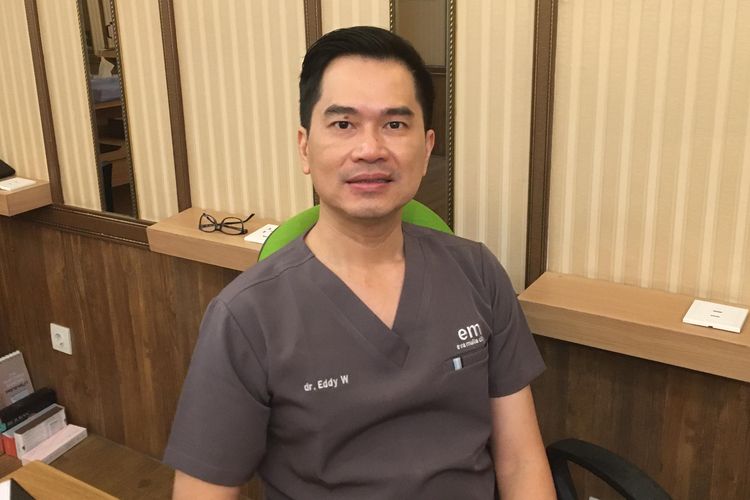 Dr. Eddy Widjaja, Co-founder Eva Mulia Clinic.
