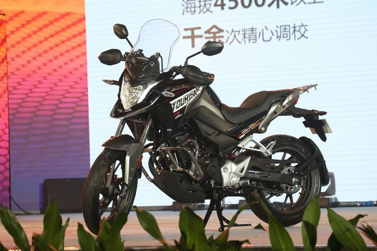 Honda CB190X meluncur di CHina.