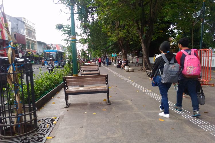 Suasana jalur pedestrian di kawasan Malioboro, Kota Yogyakarta, DIY, Sabtu (3/6/2017).