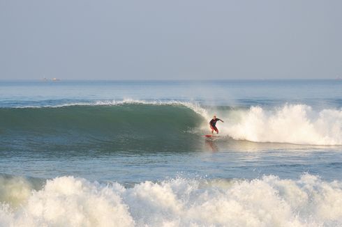 Festival Selancar Bakal Digelar di Pantai Cimaja Sukabumi Agustus 2023