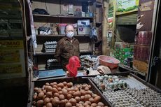 Harga Telur di Pasar Induk Kramatjati Naik, Pedagang: Bingung, padahal Pasokan Lancar