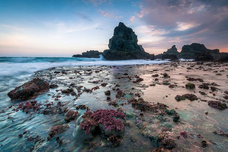Pantai Tampah, Lombok Tengah, Nusa Tenggara Barat (NTB).