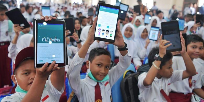 Menguatkan Digitalisasi Sekolah di Natuna, Daerah Terluar ...