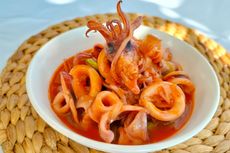 Resep Cumi Saus Tomat Pedas untuk Makan Malam