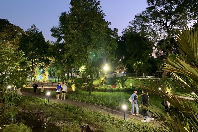 Cara ke Taman Bendera Pusaka Naik KRL, MRT, dan TransJakarta