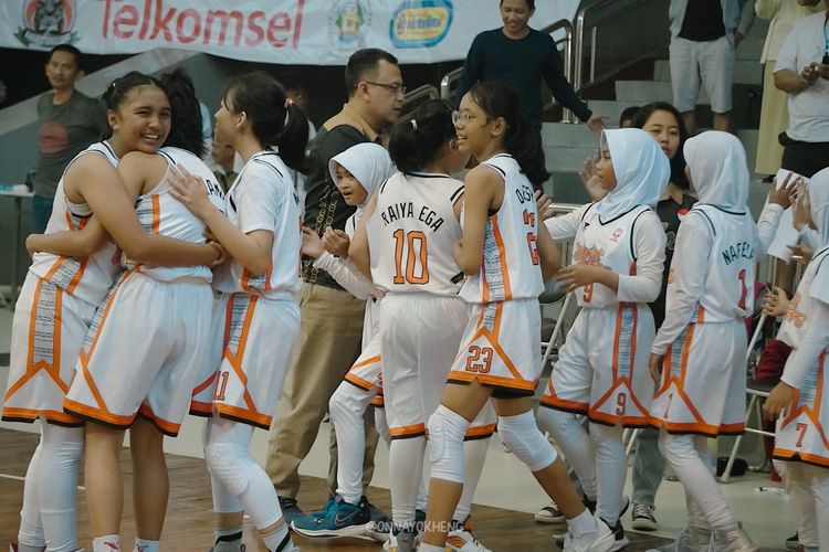 Jambore Bola Basket Usia Dini, event pertandingan bola basket di Kota Bandung yang diinisiasi klub atau komunitas basket Patriot Beezers. Digelar pada tanggal 8-14 Agustus 2023 di GOR Pajajaran Kota Bandung, pertandingan mini basket didesain khusus untuk anak-anak usia dini dalam beberapa jenjang kategori usia sebagai pembinaan.