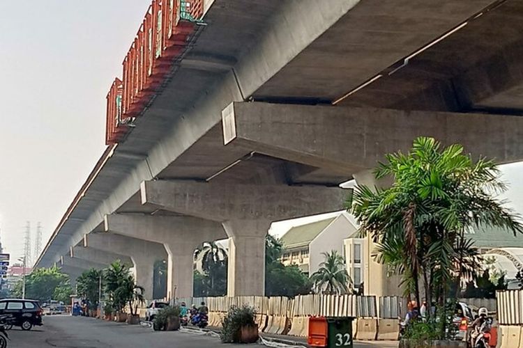 Pembangunan Tol Layang Dalam Kota Seksi A Kelapa Gading-Pulo Gebang.