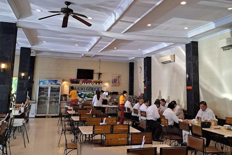 Bakmi Golek dan Seni Merawat Kesetiaan Pelanggan