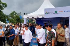 Tak Beri Sambutan di Rembuk Tani, Gibran Lambaikan Tangan dan Layani Selfie