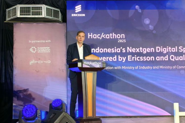 President Director of Ericsson Indonesia, Singapore, Philippines, and Brunei Daniel Ode. 