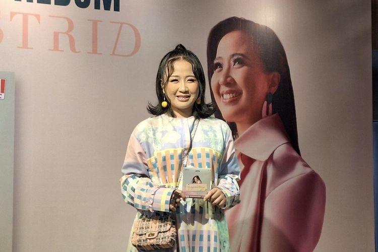 Dua Dekade Berkarya, Astrid Hadirkan Sisi ‘Apa Adanya’ di Album Ke-7