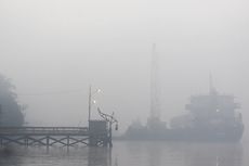 Kabut Asap akibat Karhutla Semakin Tebal, Aktivitas Pelayaran di Sungai Kapuas Terganggu